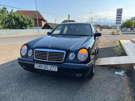 Mercedes E 200 1998