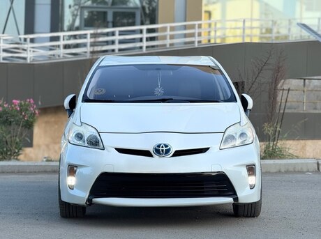 Toyota Prius 2015