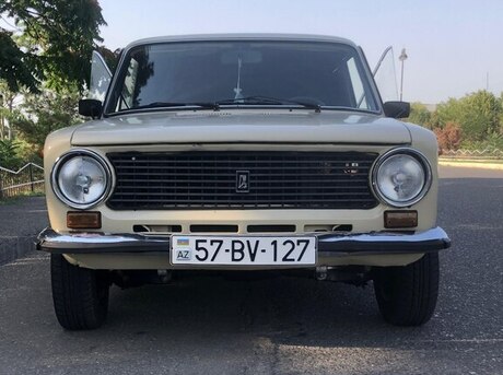 LADA (VAZ) 21013 1985