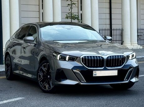 BMW i5 2024