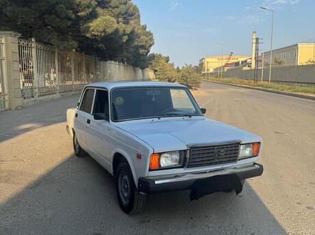 LADA (VAZ) 2107 2011