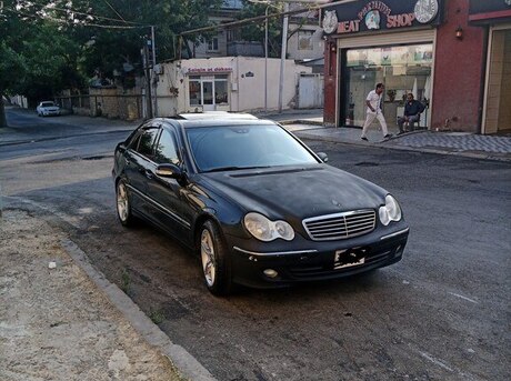 Mercedes C 180