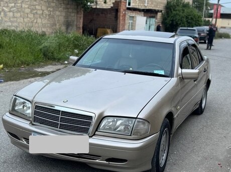 Mercedes C 220 d 2000