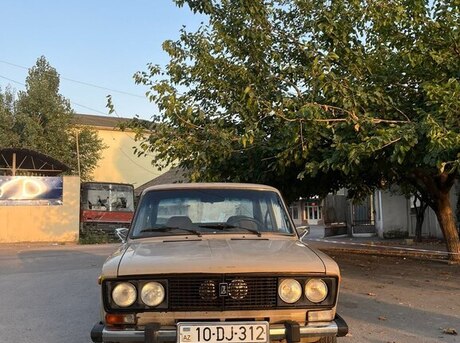 LADA (VAZ) 2106 1990