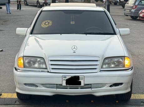 Mercedes C 230