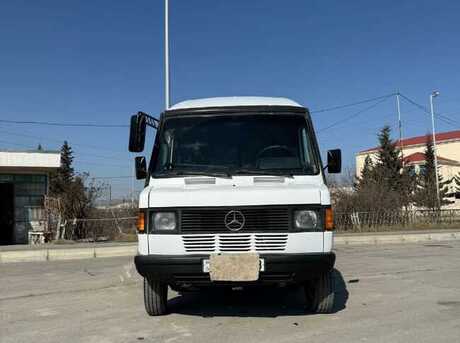 Mercedes 208 D 1991