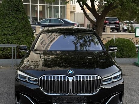 BMW 740