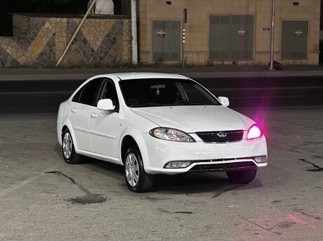 Daewoo Gentra 2014