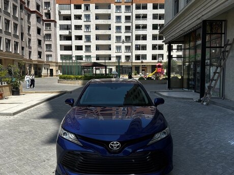 Toyota Camry 2017