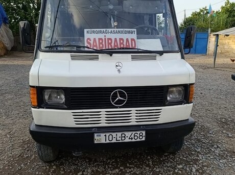 Mercedes 410 D 1985