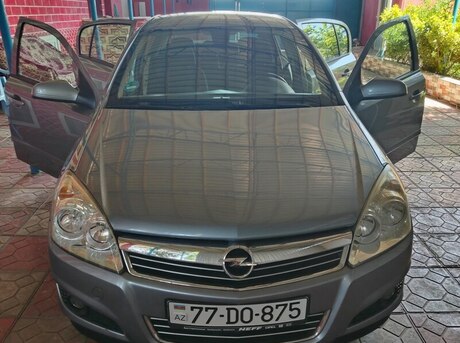 Opel Astra 2007