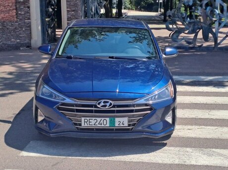 Hyundai Elantra 2019