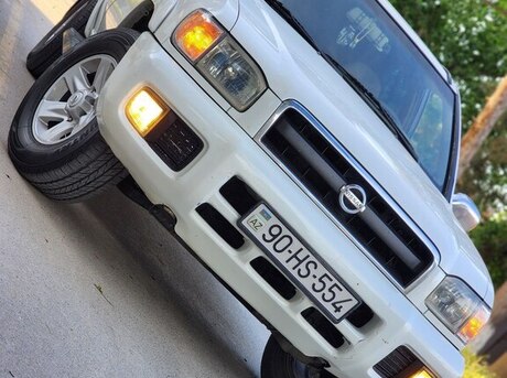 Nissan Pathfinder 2002
