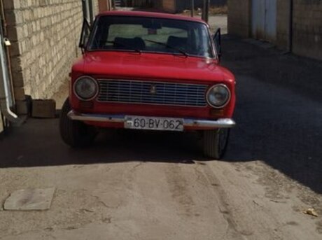 LADA (VAZ) 21011 1975
