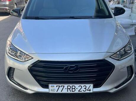 Hyundai Elantra 2018