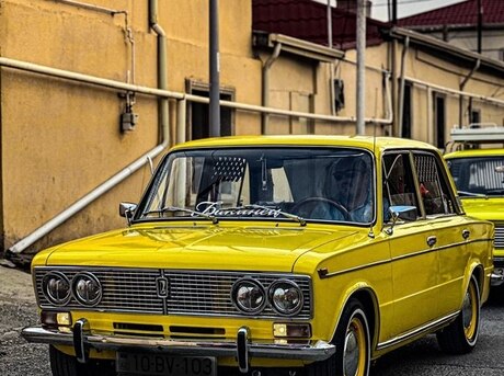 LADA (VAZ) 2103 1975
