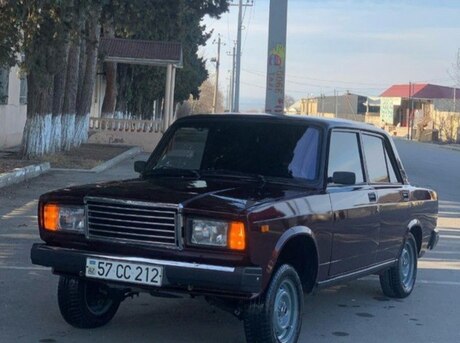 LADA (VAZ) 2107