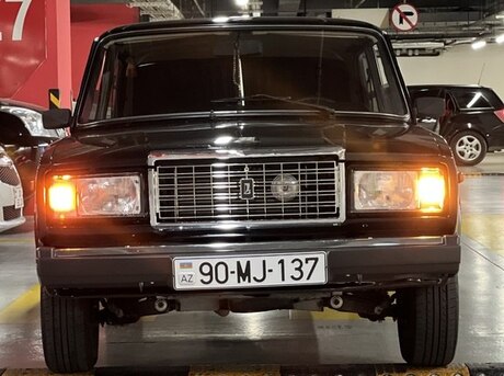 LADA (VAZ) 2107
