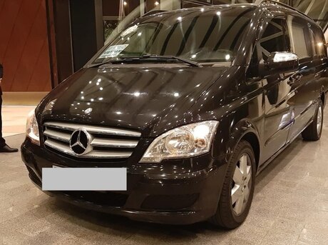 Mercedes Viano 2009