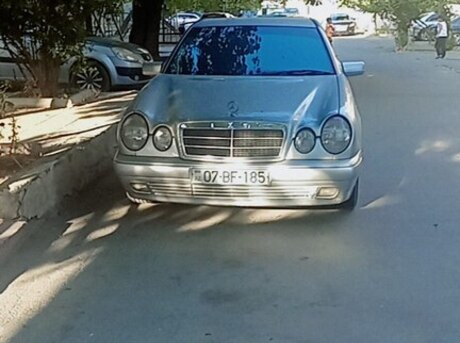 Mercedes E 200 d 1999