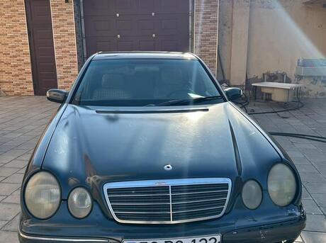 Mercedes E 220 d 1999