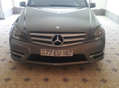 Mercedes C 250 2011