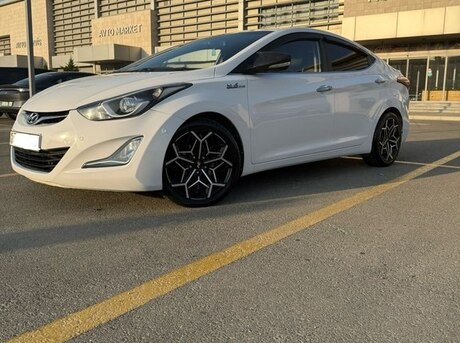 Hyundai Avante 2013