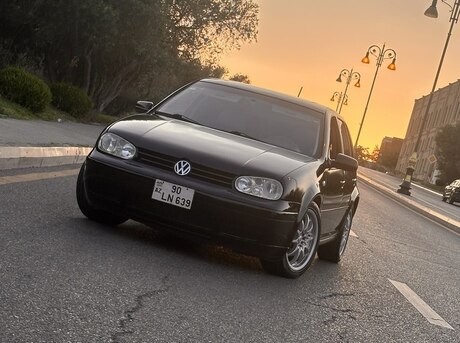 Volkswagen Golf 2000