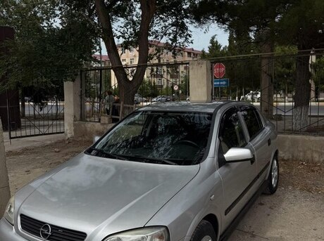 Opel Astra 1998