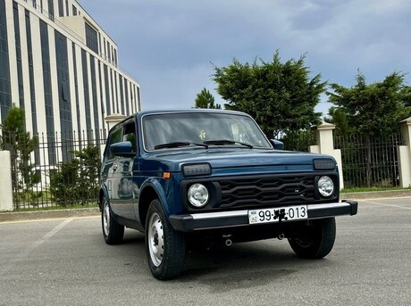 LADA (VAZ) Niva 2013