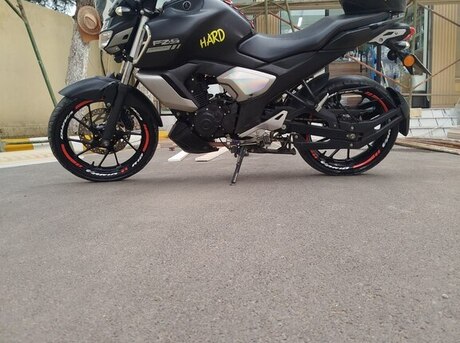Yamaha  2021
