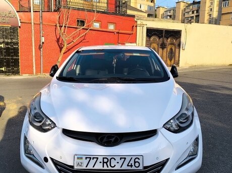 Hyundai Avante 2015