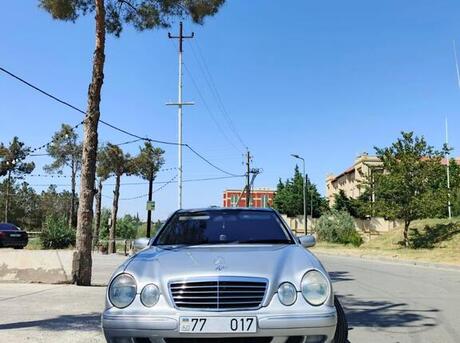 Mercedes E 240 2000