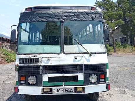 PAZ 32054 1998