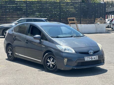 Toyota Prius 2014