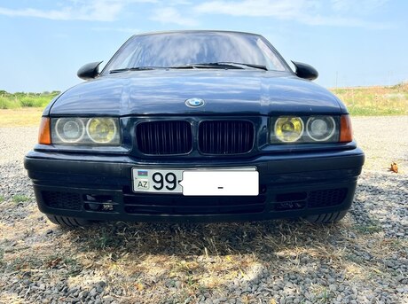 BMW 318 1994