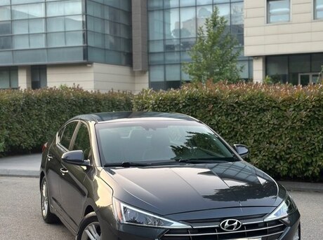 Hyundai Elantra 2019