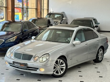 Mercedes E 240 2004
