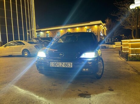 Opel Astra 2000