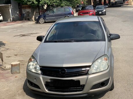 Opel Astra 2008