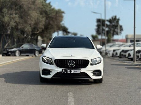 Mercedes E 300
