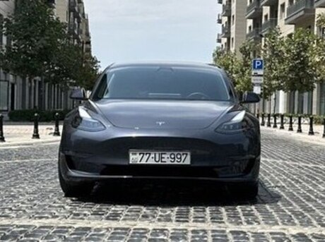 Tesla Model 3 2023