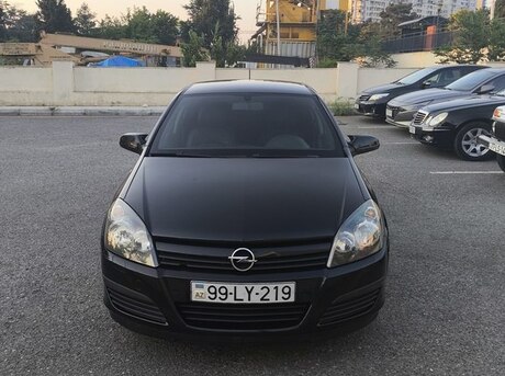 Opel Astra 2004
