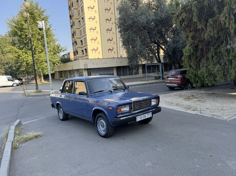 LADA (VAZ) 2107