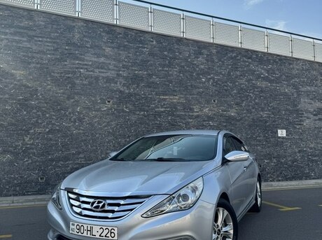 Hyundai Sonata 2010