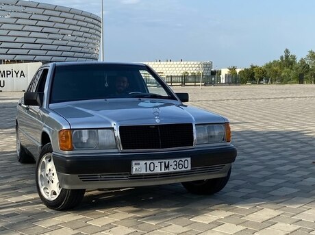 Mercedes 190