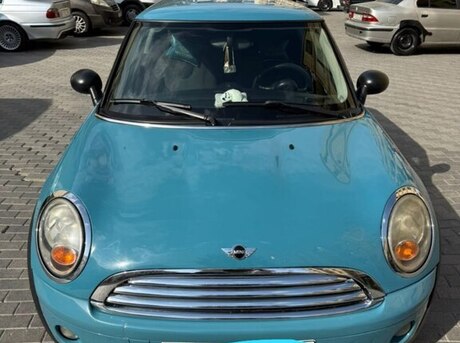 Mini  2009