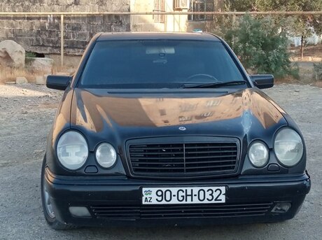 Mercedes E 240 1999