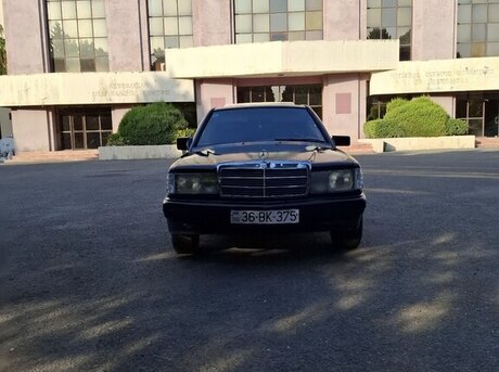 Mercedes 190 1992