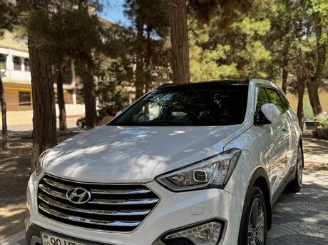 Hyundai Grand Santa Fe